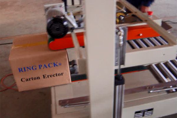 Selladora de Cajas, Automática con Correas de Transmisión Superior e Inferior RPF-05